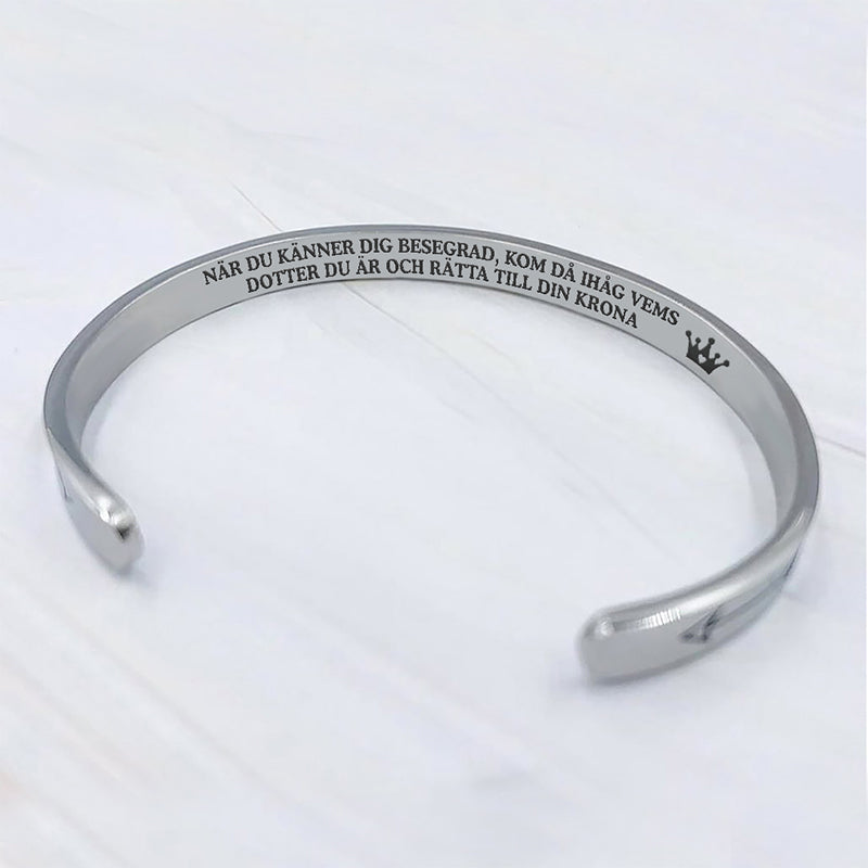 Armband "För Vår Drottning" från föräldrarna