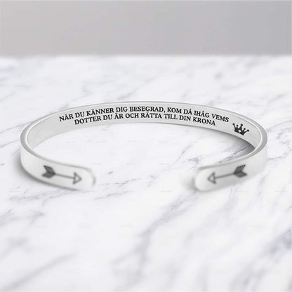 Armband "För Vår Drottning" från föräldrarna