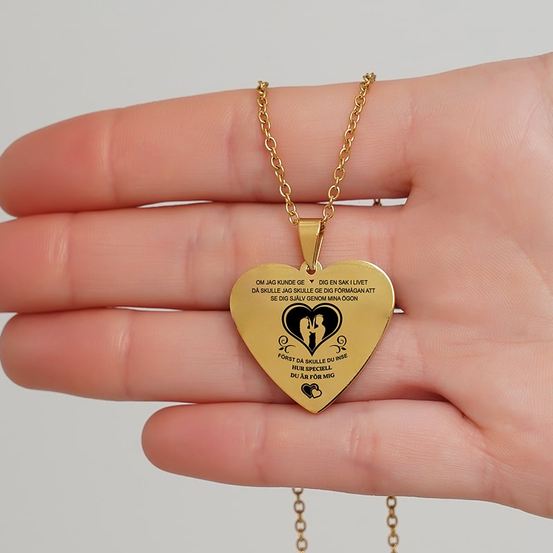 Mitt hjärta i dina händer - Graverat hjärthänge för en älskad