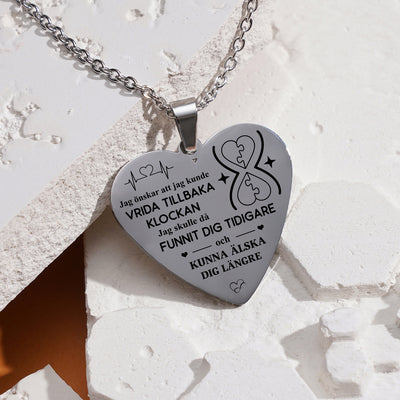 Vi är en del av en helhet - Graverat hjärthänge för en älskad