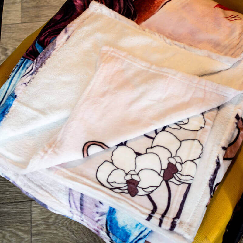 Filt Från Far till Dotter - "Delikat kronblad"