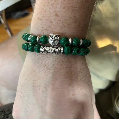 MALAKIT FREDLIG ENERGI MED UGGLCHARM LYCKLIGT ARMBAND