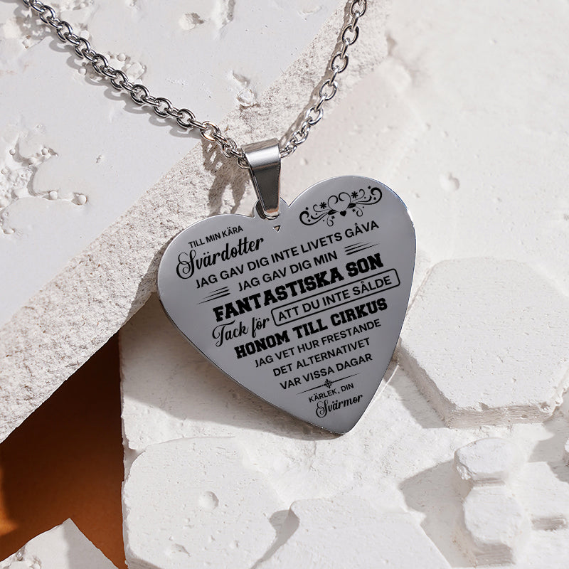 Hjärthänge graverat från svärmor till svärdotter - Jag är så stolt över dig