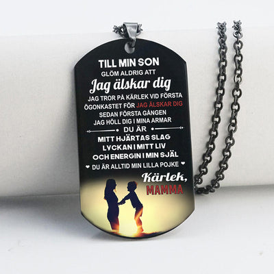 Hänge från mor till son - "Kraften i mammas kärlek"