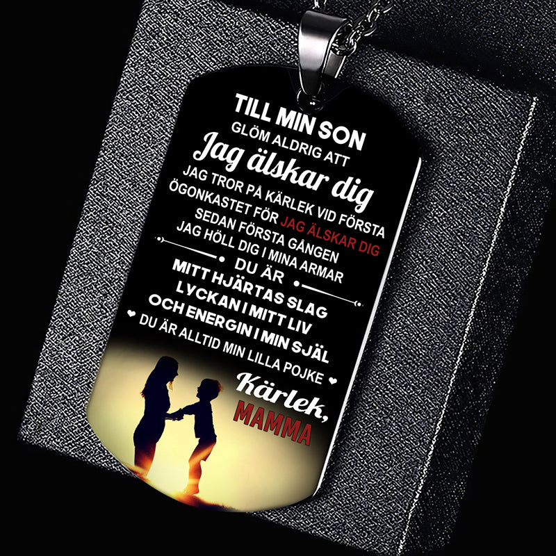 Hänge från mor till son - "Kraften i mammas kärlek"